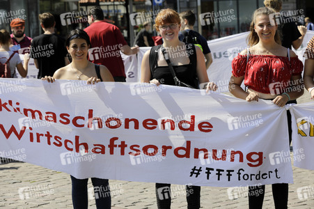 'Fridays for Future' Schülerdemonstration in Hannover