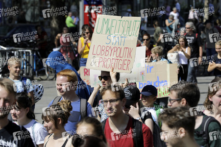'Fridays for Future' Schülerdemonstration in Hannover