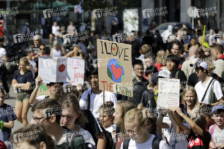 'Fridays for Future' Schülerdemonstration in Hannover