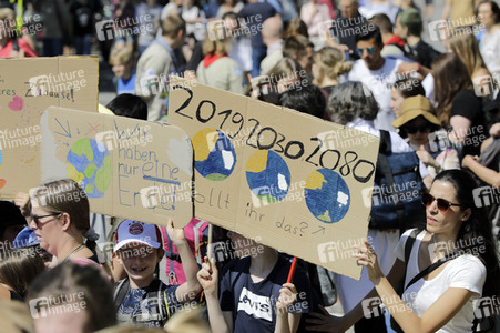 'Fridays for Future' Schülerdemonstration in Hannover