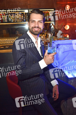 Eröffnung der 'BAR bOx' von Jimi Blue Ochsenknecht in Berlin