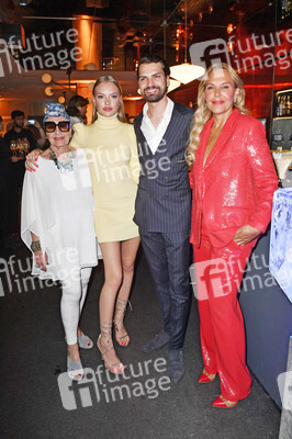 Eröffnung der 'BAR bOx' von Jimi Blue Ochsenknecht in Berlin