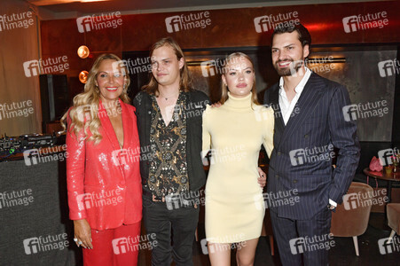 Eröffnung der 'BAR bOx' von Jimi Blue Ochsenknecht in Berlin