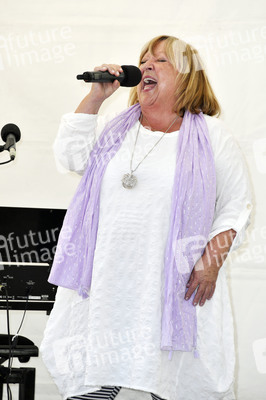 Sommerfest 2019 und 10. Geburtstag Schlosspark Theater in Berlin