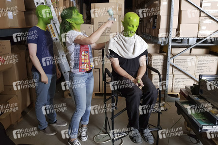 GEEK ART: Kleine grüne Männchen / Little Green Men Bodypainting