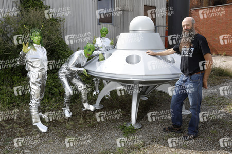 GEEK ART: Kleine grüne Männchen / Little Green Men Bodypainting