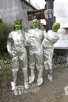 GEEK ART: Kleine grüne Männchen / Little Green Men Bodypainting