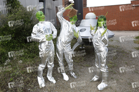 GEEK ART: Kleine grüne Männchen / Little Green Men Bodypainting