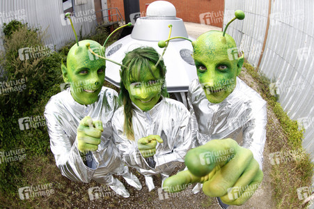 GEEK ART: Kleine grüne Männchen / Little Green Men Bodypainting