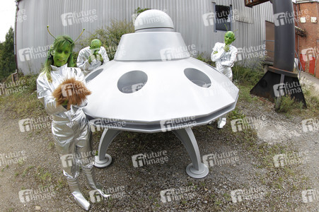 GEEK ART: Kleine grüne Männchen / Little Green Men Bodypainting