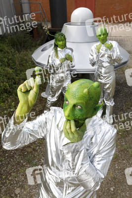 GEEK ART: Kleine grüne Männchen / Little Green Men Bodypainting