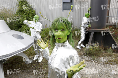 GEEK ART: Kleine grüne Männchen / Little Green Men Bodypainting