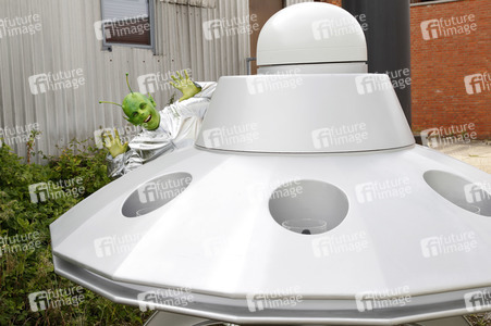 GEEK ART: Kleine grüne Männchen / Little Green Men Bodypainting