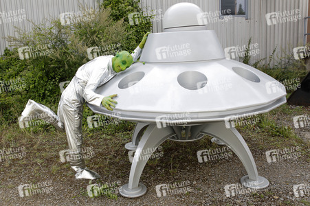 GEEK ART: Kleine grüne Männchen / Little Green Men Bodypainting