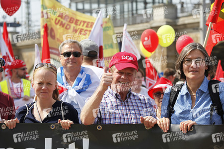 Demonstration 'Unteilbar' in Dresden