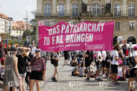 Demonstration 'Unteilbar' in Dresden
