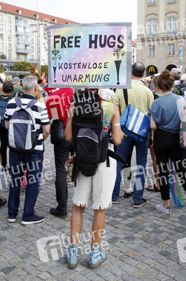 Demonstration 'Unteilbar' in Dresden