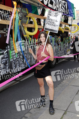 Demonstration 'Unteilbar' in Dresden