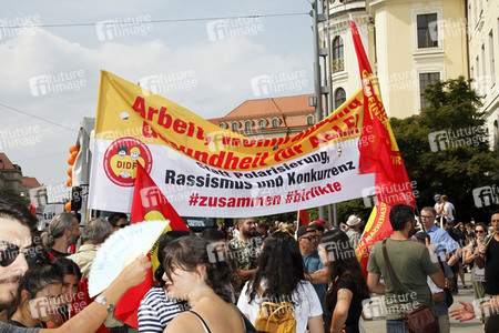 Demonstration 'Unteilbar' in Dresden
