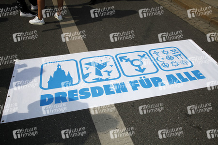 Demonstration 'Unteilbar' in Dresden