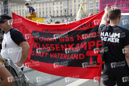 Demonstration 'Unteilbar' in Dresden