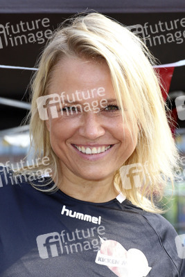 Benefiz-Fußballspiel 'Kicken mit Herz' 2019 in Hamburg