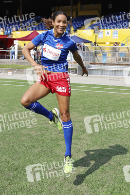 Benefiz-Fußballspiel 'Kicken mit Herz' 2019 in Hamburg