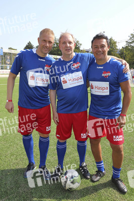 Benefiz-Fußballspiel 'Kicken mit Herz' 2019 in Hamburg