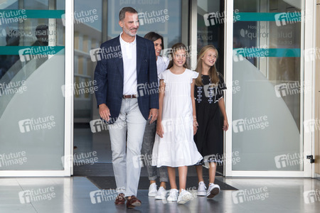 Die spanischen Royals zu Besuch im Hospital Universitario Quirónsalu in Pozuelo de Alarcón