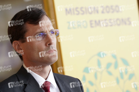 Inbetriebnahme des 10000sten DHL StreetScooters in Köln