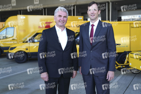 Inbetriebnahme des 10000sten DHL StreetScooters in Köln