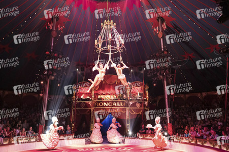 Premiere Circus Roncalli 'Storyteller' in Hannover