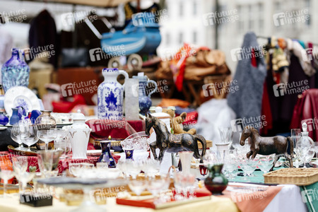 Symbolfoto Flohmarkt