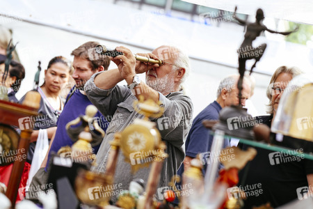 Symbolfoto Flohmarkt