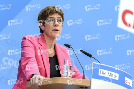 Pressekonferenz der CDU nach den Landtagswahlen in Brandenburg und Sachsen in Berlin