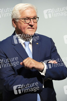 Eröffnung der Ausstellung 'Utopie und Untergang Kunst in der DDR' in Düsseldorf