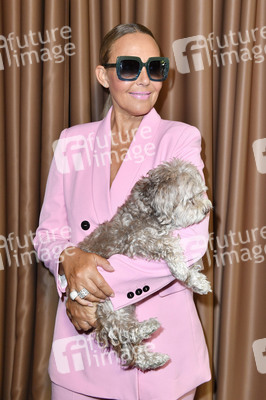 Präsentation von Natascha Ochsenknechts Brillenkollektion in Berlin