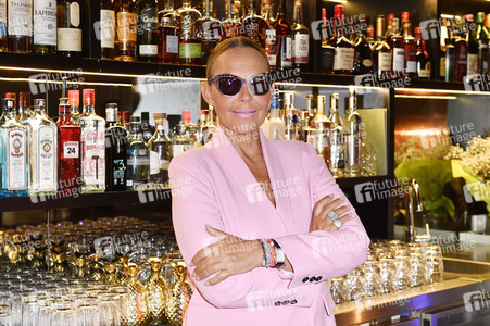 Präsentation von Natascha Ochsenknechts Brillenkollektion in Berlin