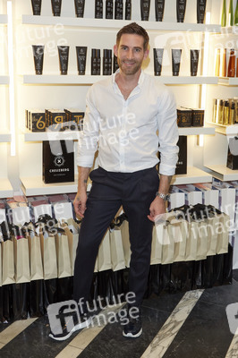 Atelier-Eröffnung von Dennis Creuzberg in Berlin