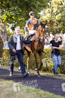 Tipico Renntag in Köln