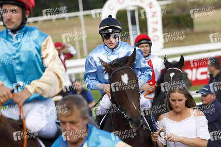 Tipico Renntag in Köln
