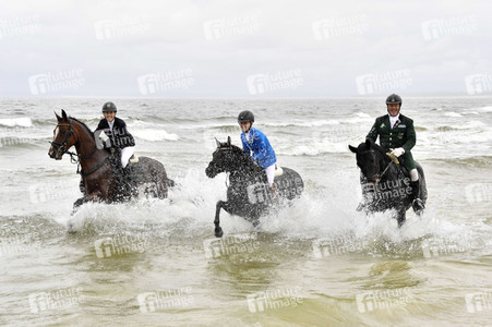 Empfang der Reiter beim Usedom Cross Country 2019