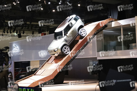 Weltpremiere des Land Rover Defender in Frankfurt