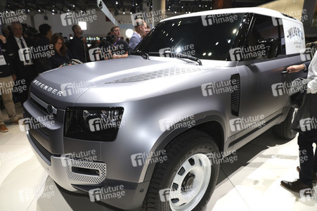 Weltpremiere des Land Rover Defender in Frankfurt