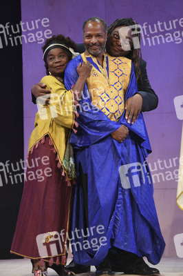 Theaterprobe 'Monsieur Claude und seine Töchter' in München