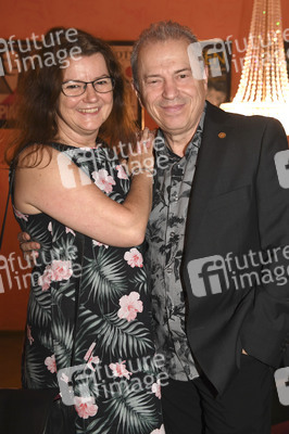 Theaterpremiere 'Monsieur Claude und seine Töchter' in München