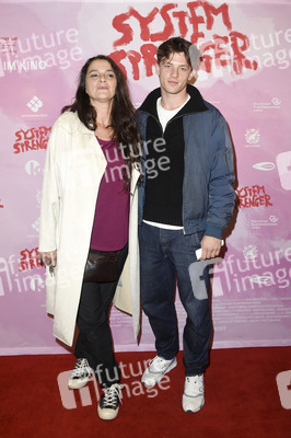 Filmpremiere 'Systemsprenger' in Berlin