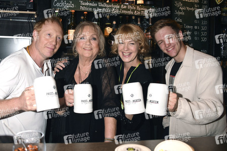 Serienpremiere 'Prost Mortem - Die letzte Runde' in München