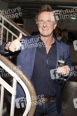 'Henry Likes Pizza' Event in Hamburg