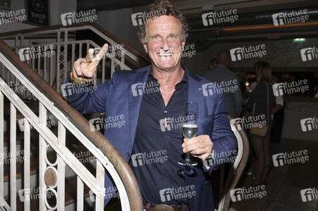 'Henry Likes Pizza' Event in Hamburg